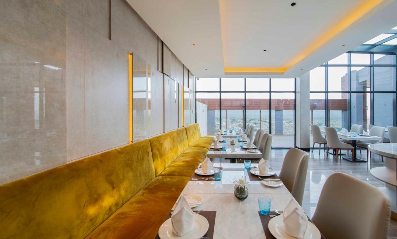 Waw Hotel Suites King Abdullah Road Riyadh Luaran gambar